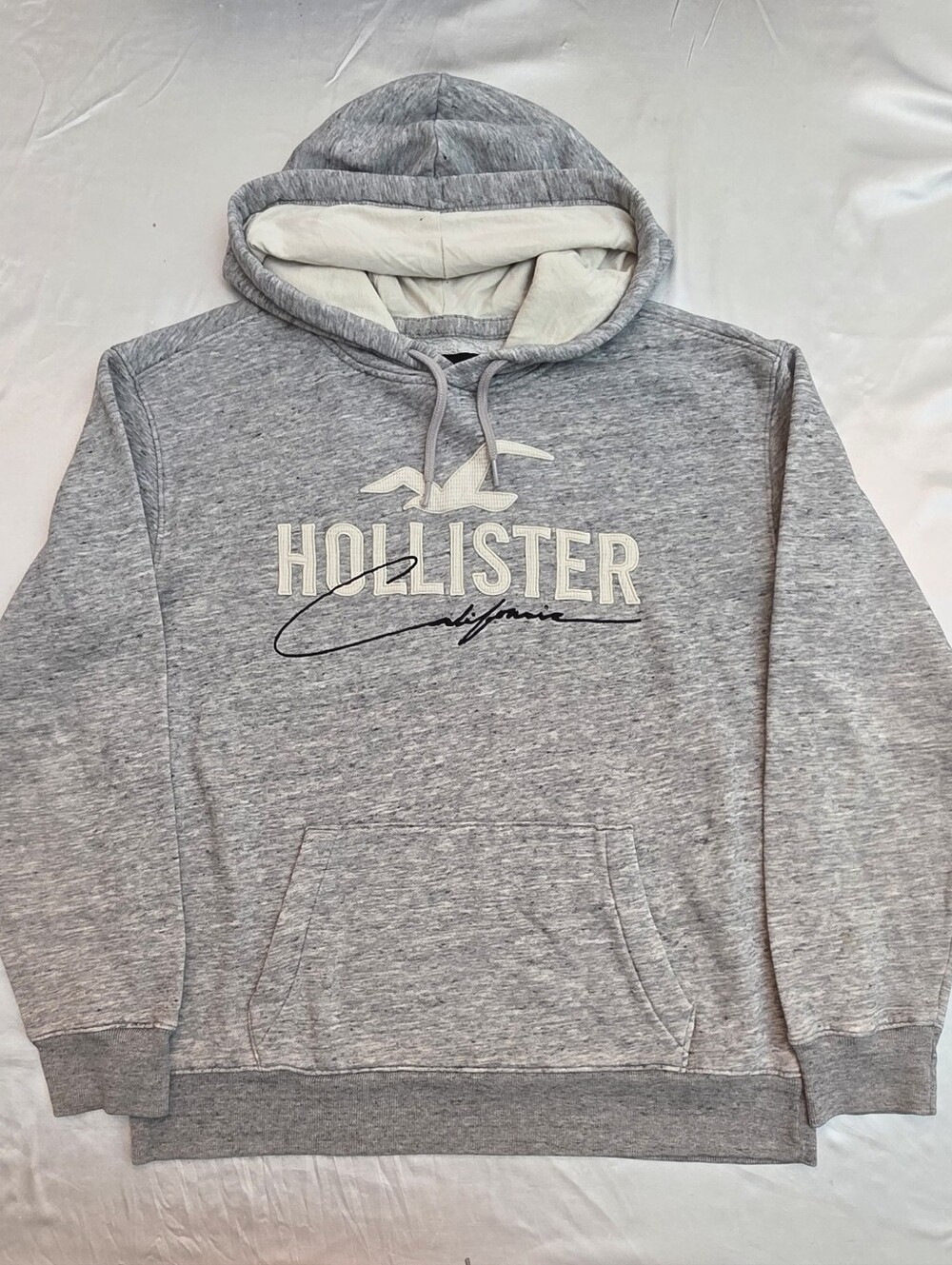 Hollister Men's Heather Gray Logo Crewneck Pullover